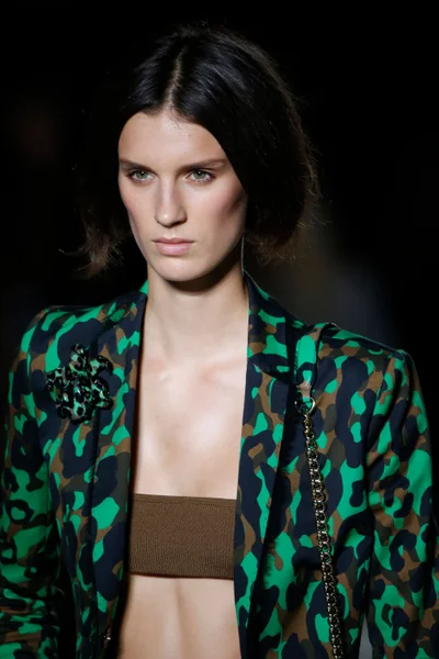 Look 35